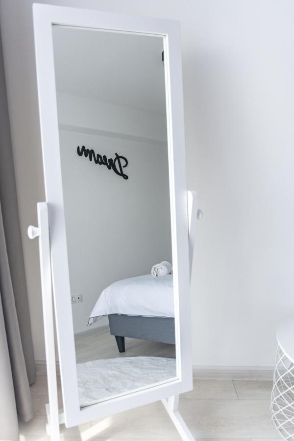 Amazing Condo In Brasov By Valentino - Free Garage Parking Esterno foto